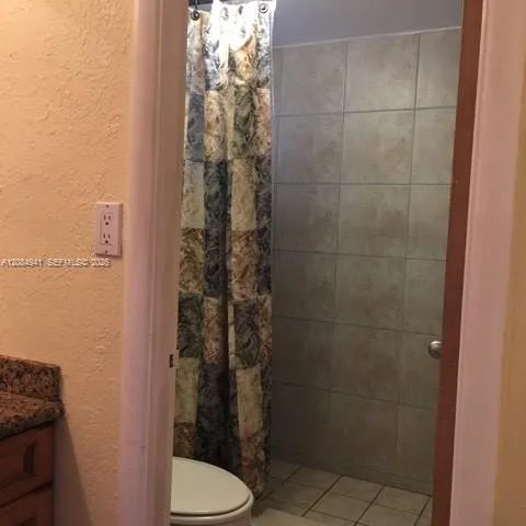 7450 Miami Lakes Dr #C206 Miami Lakes, FL 33014