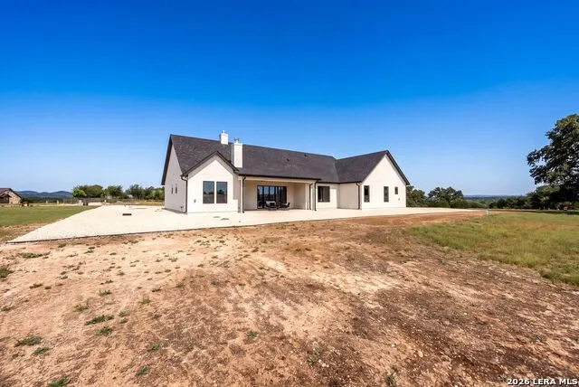 344 MARTINGALE TRAIL Bandera, TX 78003