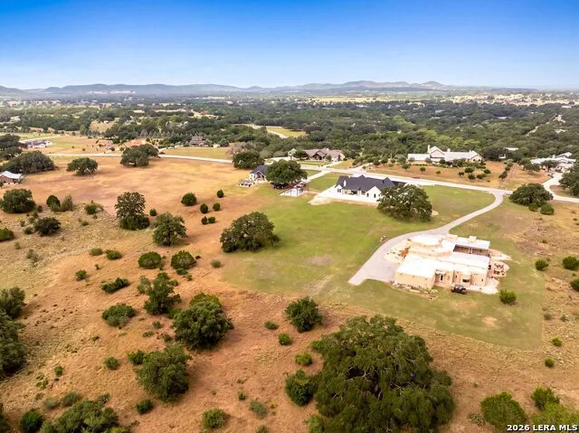 344 MARTINGALE TRAIL Bandera, TX 78003