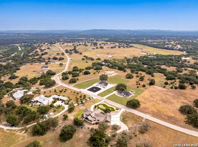 344 MARTINGALE TRAIL Bandera, TX 78003