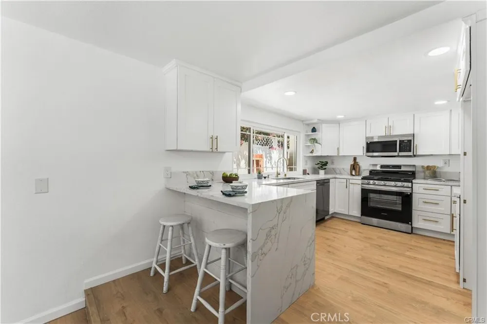 29147 Lotusgarden Drive Canyon Country, CA 91387
