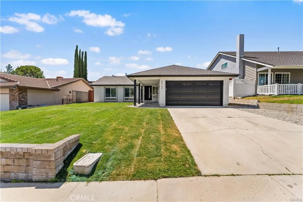 29147 Lotusgarden Drive Canyon Country, CA 91387