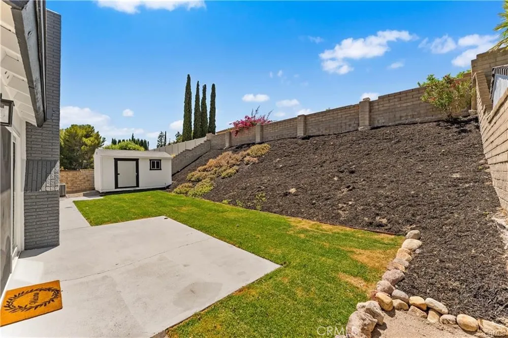 29147 Lotusgarden Drive Canyon Country, CA 91387