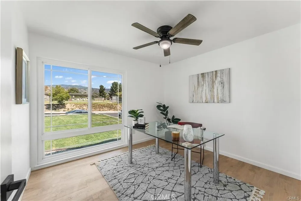 29147 Lotusgarden Drive Canyon Country, CA 91387