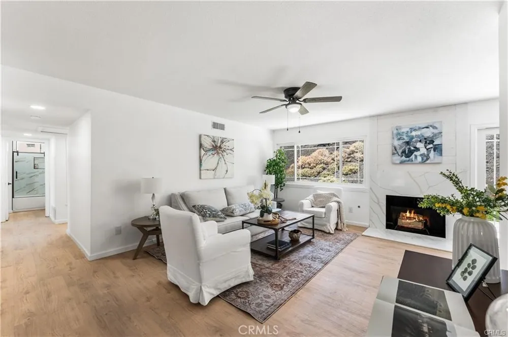 29147 Lotusgarden Drive Canyon Country, CA 91387