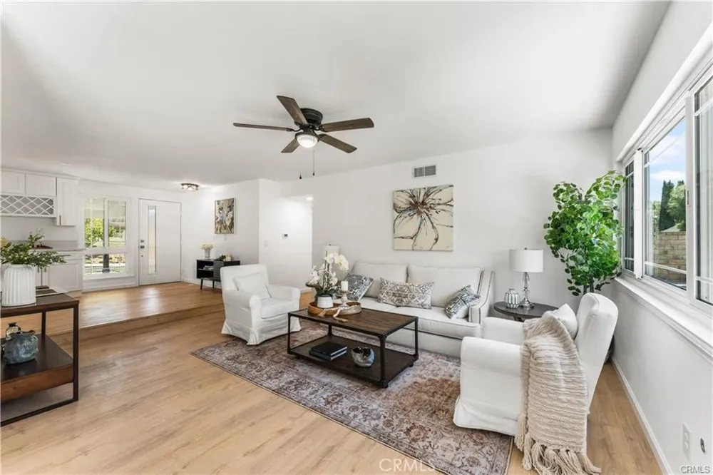29147 Lotusgarden Drive Canyon Country, CA 91387