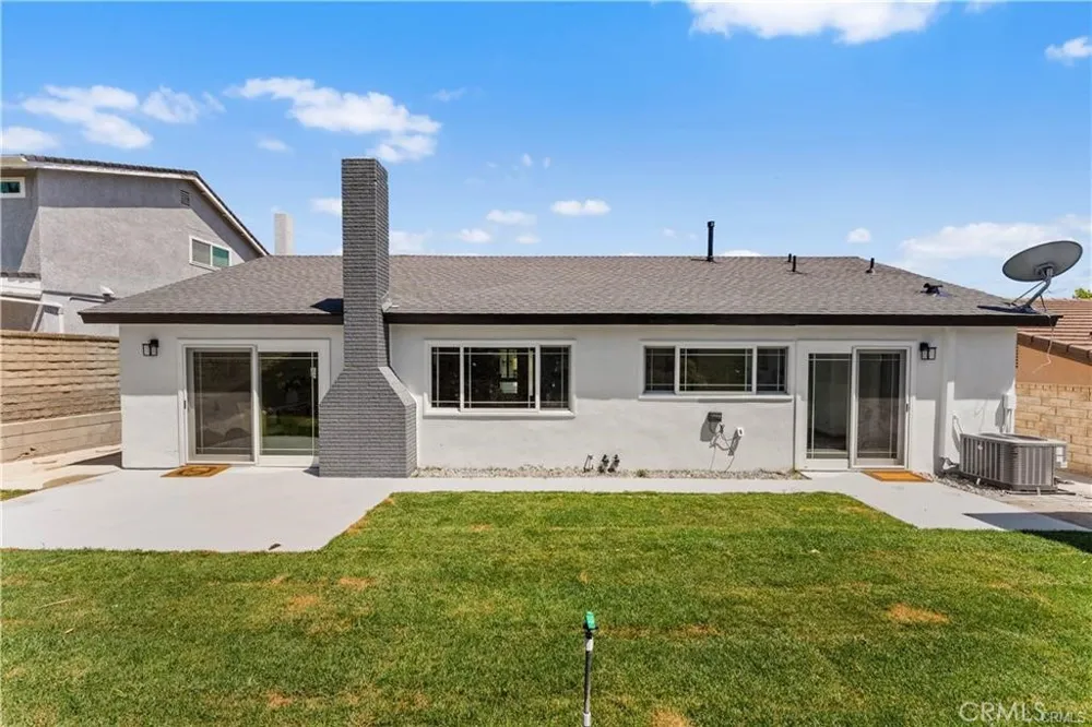 29147 Lotusgarden Drive Canyon Country, CA 91387