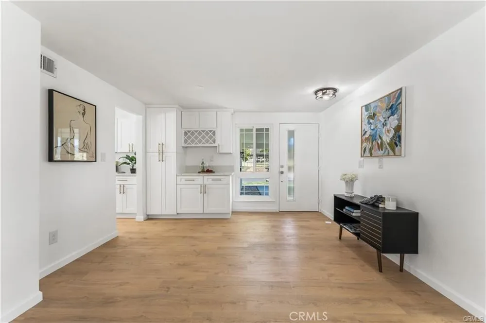 29147 Lotusgarden Drive Canyon Country, CA 91387