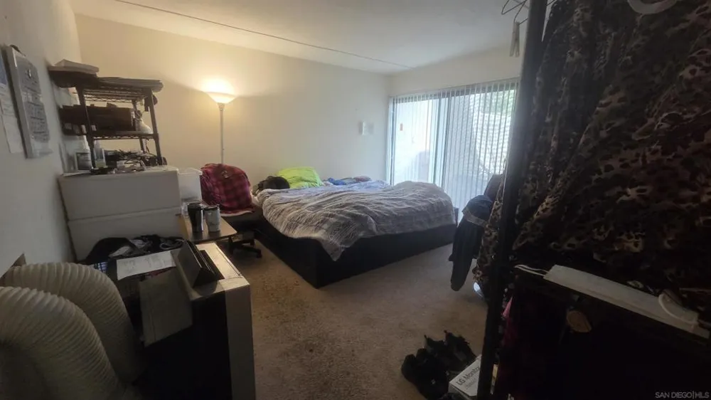 8827 Via Andar San Diego, CA 92122