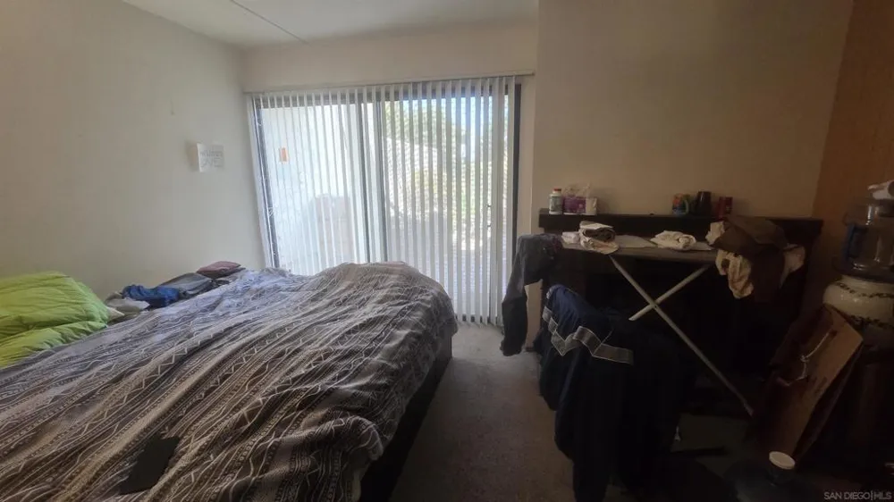 8827 Via Andar San Diego, CA 92122