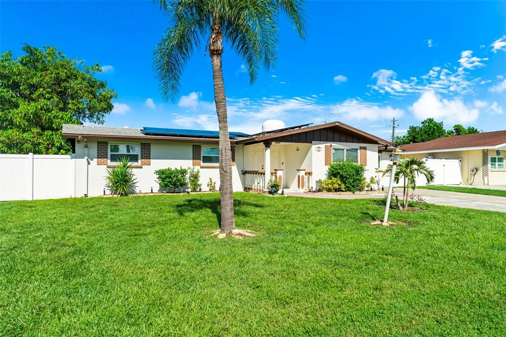 4428 W 56TH STREET Bradenton, FL 34210
