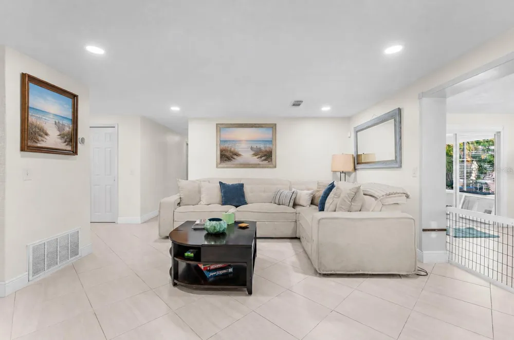 4428 W 56TH STREET Bradenton, FL 34210
