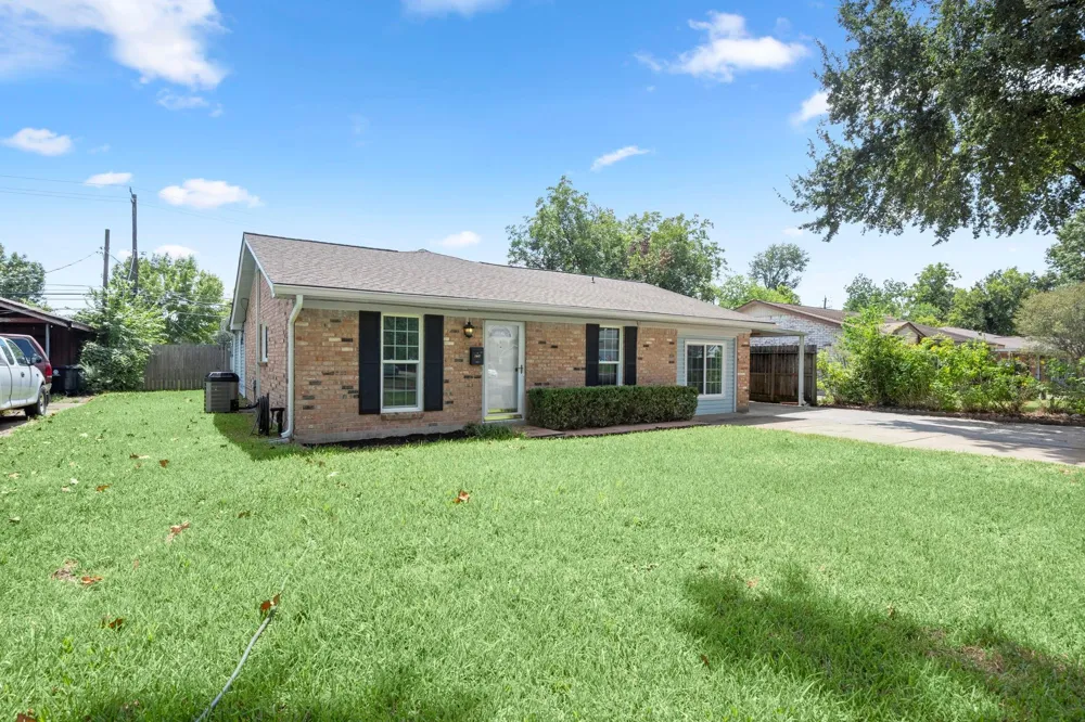 7047 Inkberry Drive Houston, TX 77092