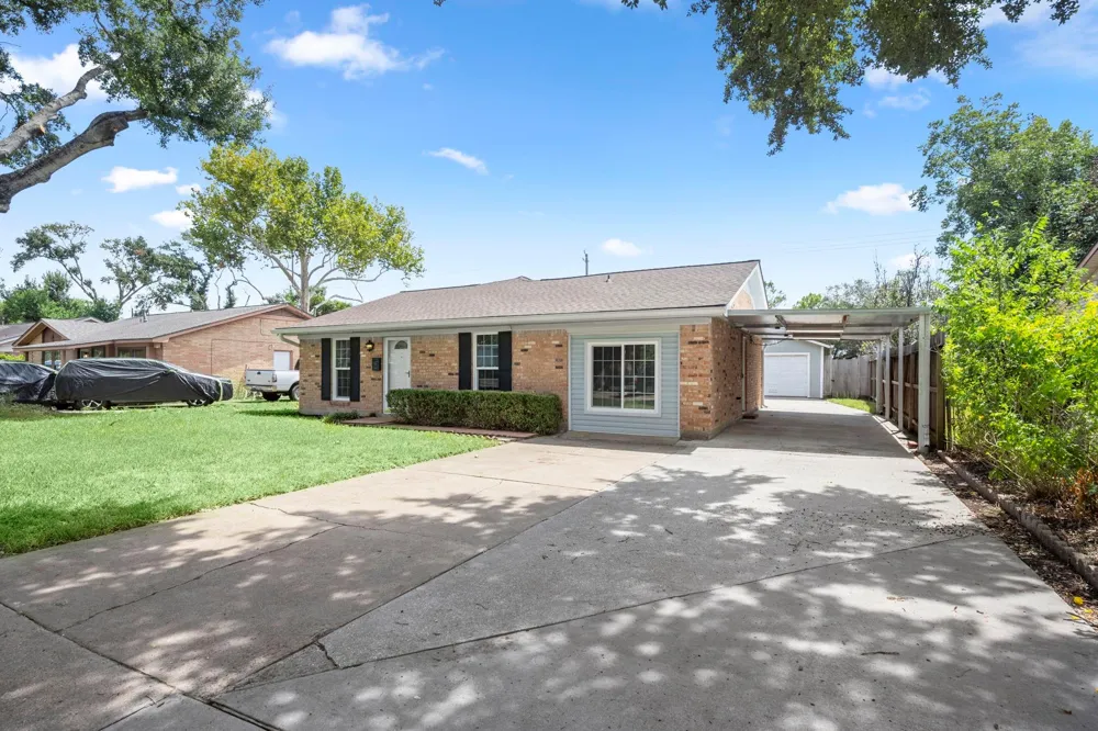 7047 Inkberry Drive Houston, TX 77092