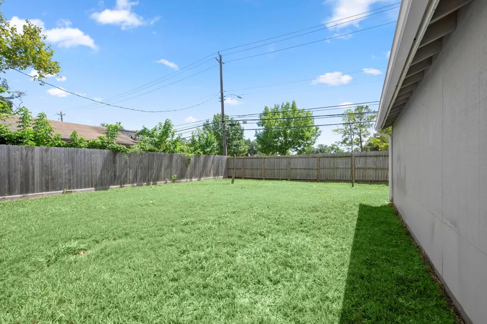 7047 Inkberry Drive Houston, TX 77092