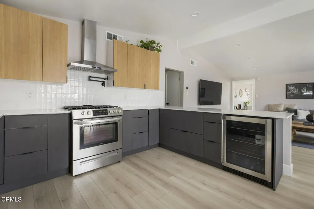 863 S Vecino Drive Glendora, CA 91740