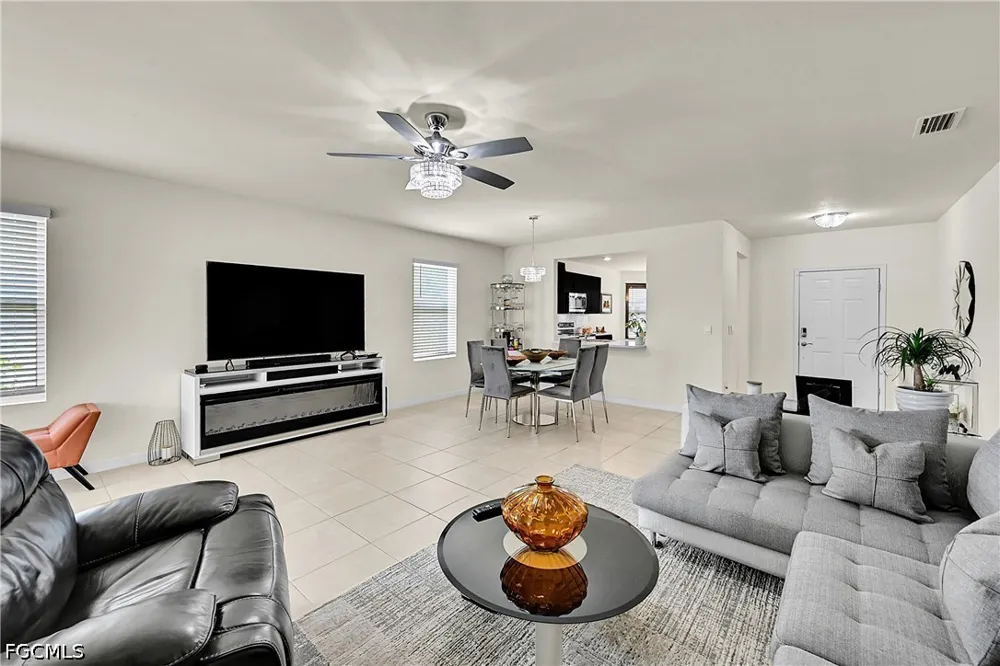 NE 6th Place Cape Coral, FL 33909