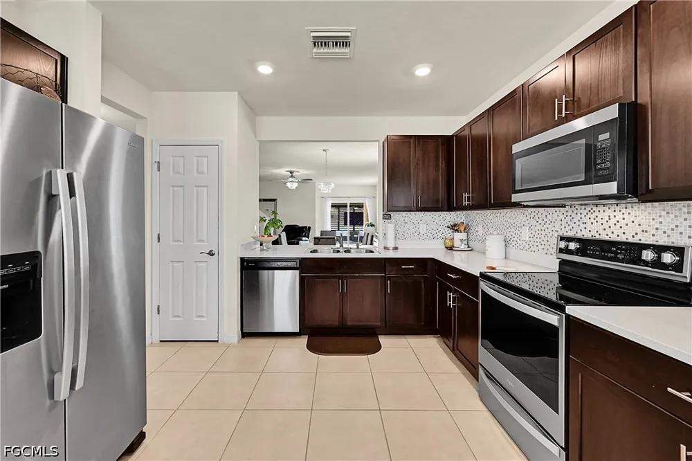 NE 6th Place Cape Coral, FL 33909