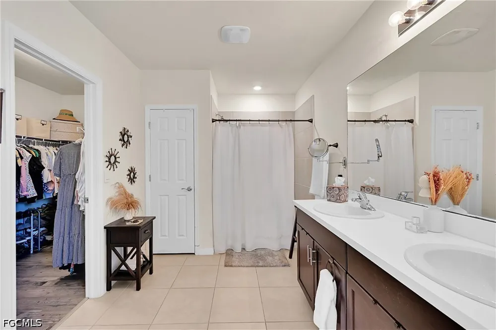 NE 6th Place Cape Coral, FL 33909