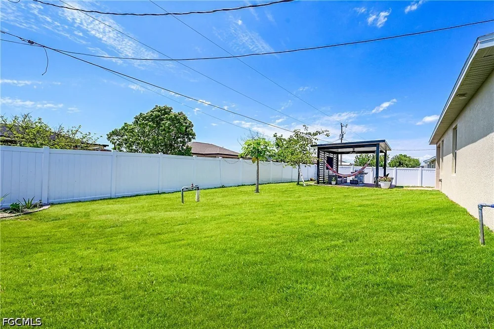 NE 6th Place Cape Coral, FL 33909