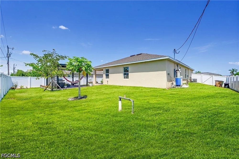 NE 6th Place Cape Coral, FL 33909