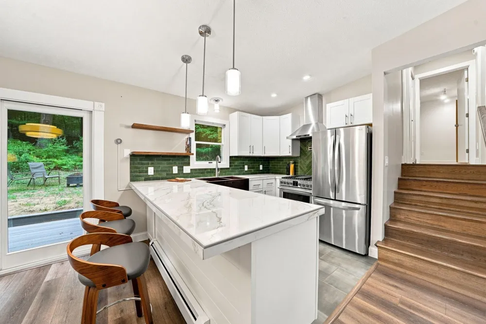 3787 Prouty Road East Bay Township, MI 49686