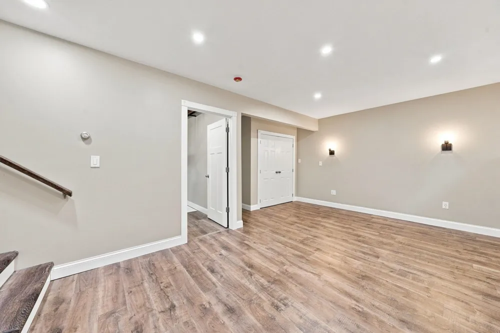 3787 Prouty Road East Bay Township, MI 49686