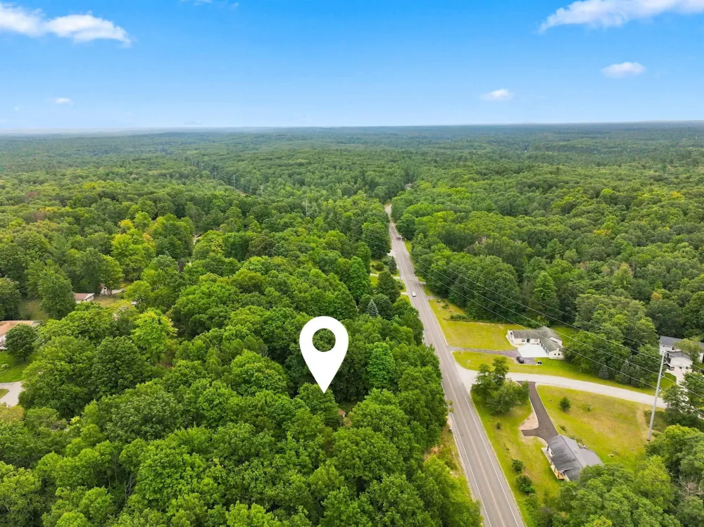 3787 Prouty Road East Bay Township, MI 49686