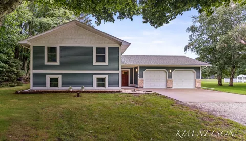 5280 Scenic Drive