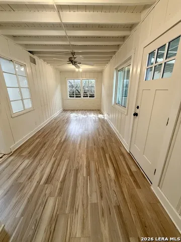 215 Deerwood Dr San Antonio, TX 78209