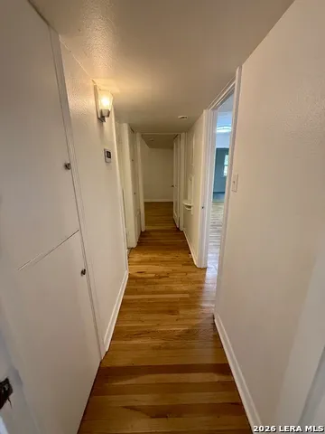 215 Deerwood Dr San Antonio, TX 78209