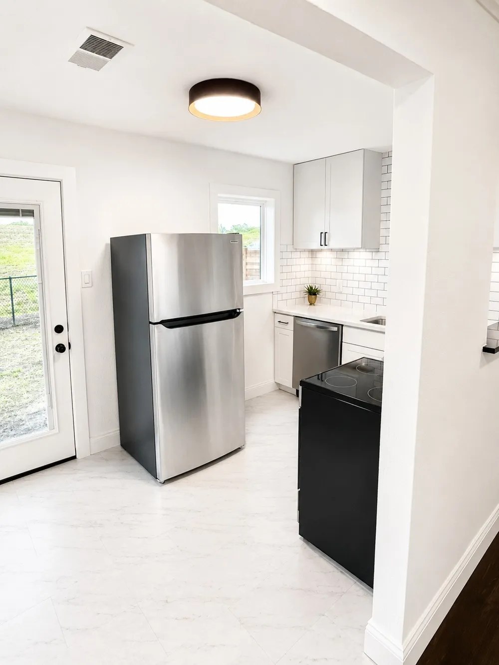 220 Sky Acres Drive Westworth Village, TX 76114