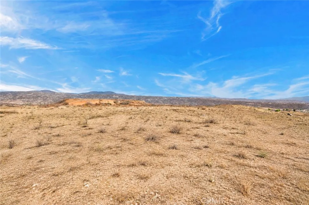 Silver Springs Hemet, CA 92544