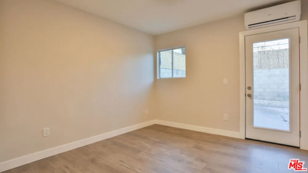 128 BURLINGTON AVENUE Los Angeles, CA 90026
