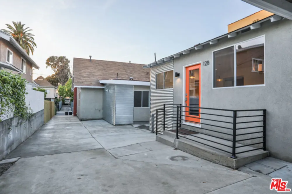 128 BURLINGTON AVENUE Los Angeles, CA 90026