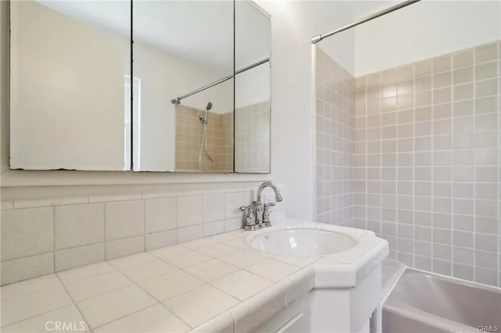 429 Morning Canyon Newport Beach, CA 92625