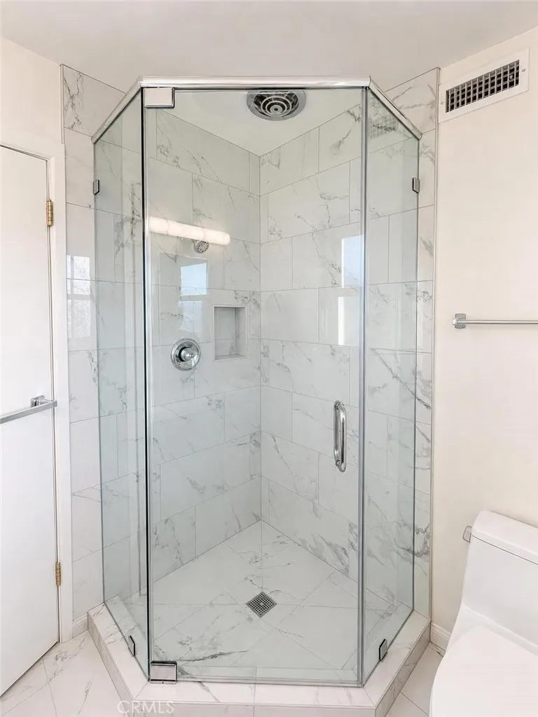 429 Morning Canyon Newport Beach, CA 92625