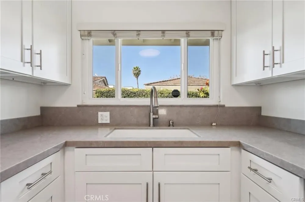 429 Morning Canyon Newport Beach, CA 92625