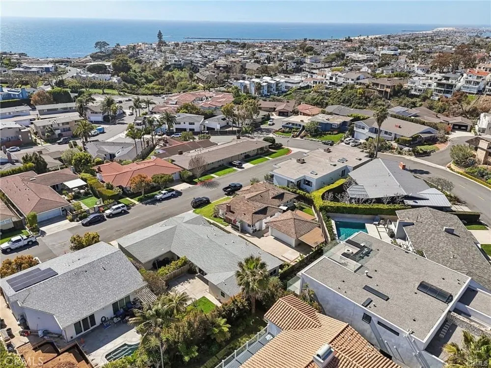 429 Morning Canyon Newport Beach, CA 92625