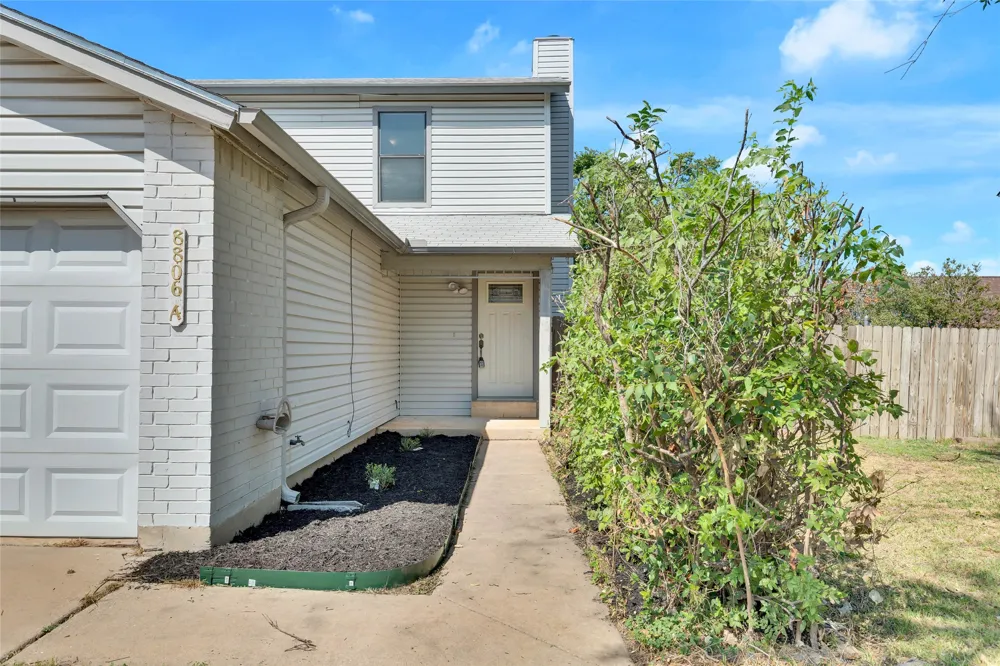 8806 Springmail Circle Austin, TX 78729