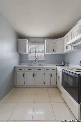 2219 Beverly Hills Blvd Eagle Pass, TX 78852