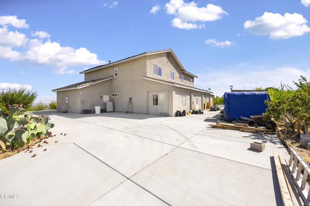 8671 Deer Haven Drive Pinon Hills, CA 92372