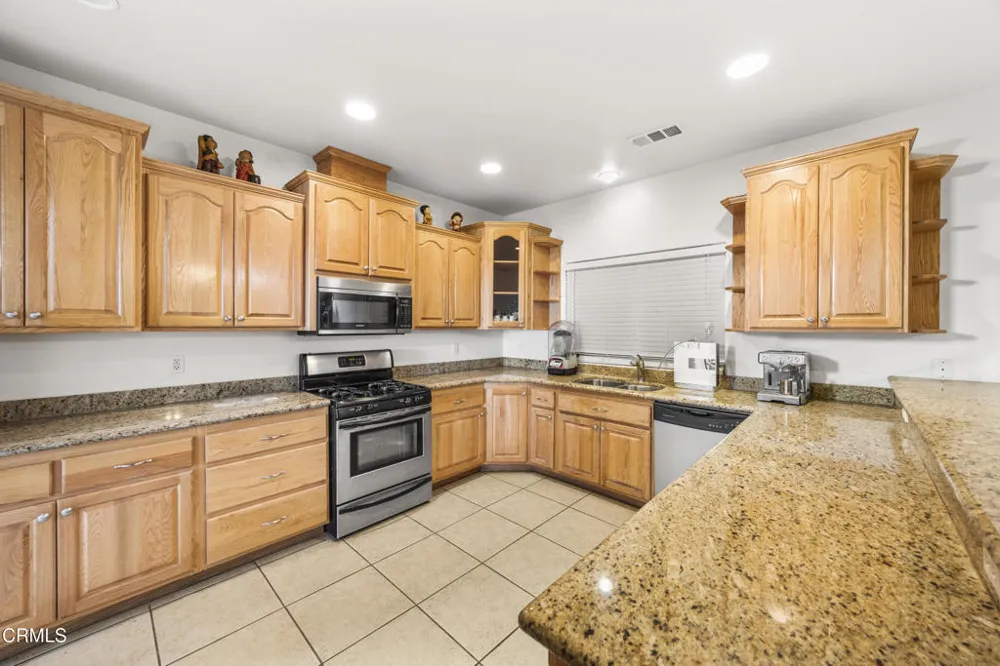 8671 Deer Haven Drive Pinon Hills, CA 92372