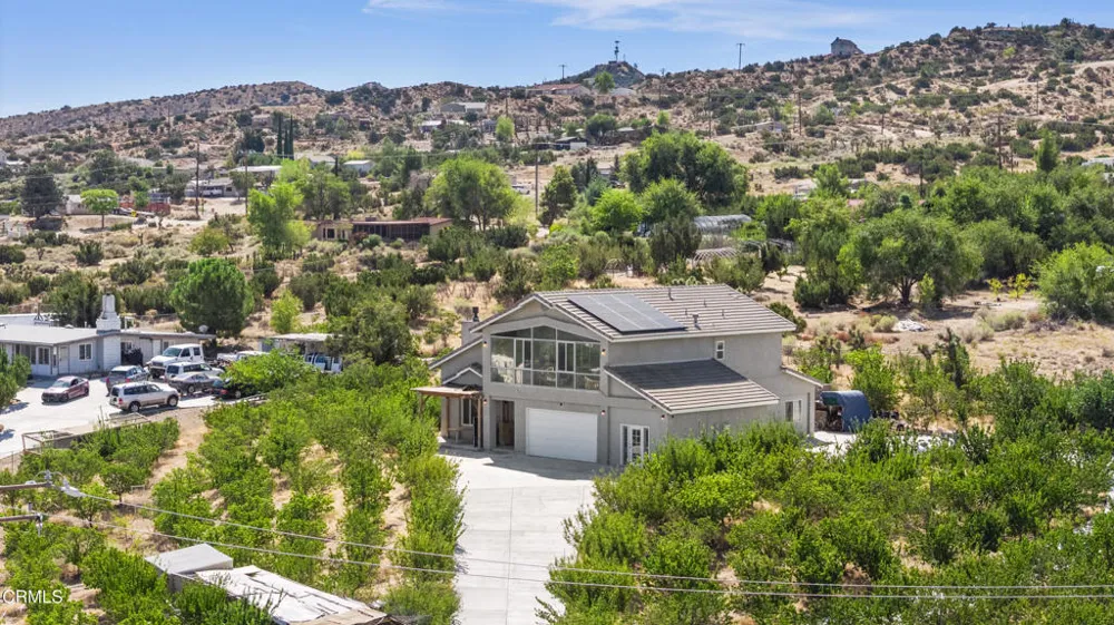 8671 Deer Haven Drive Pinon Hills, CA 92372