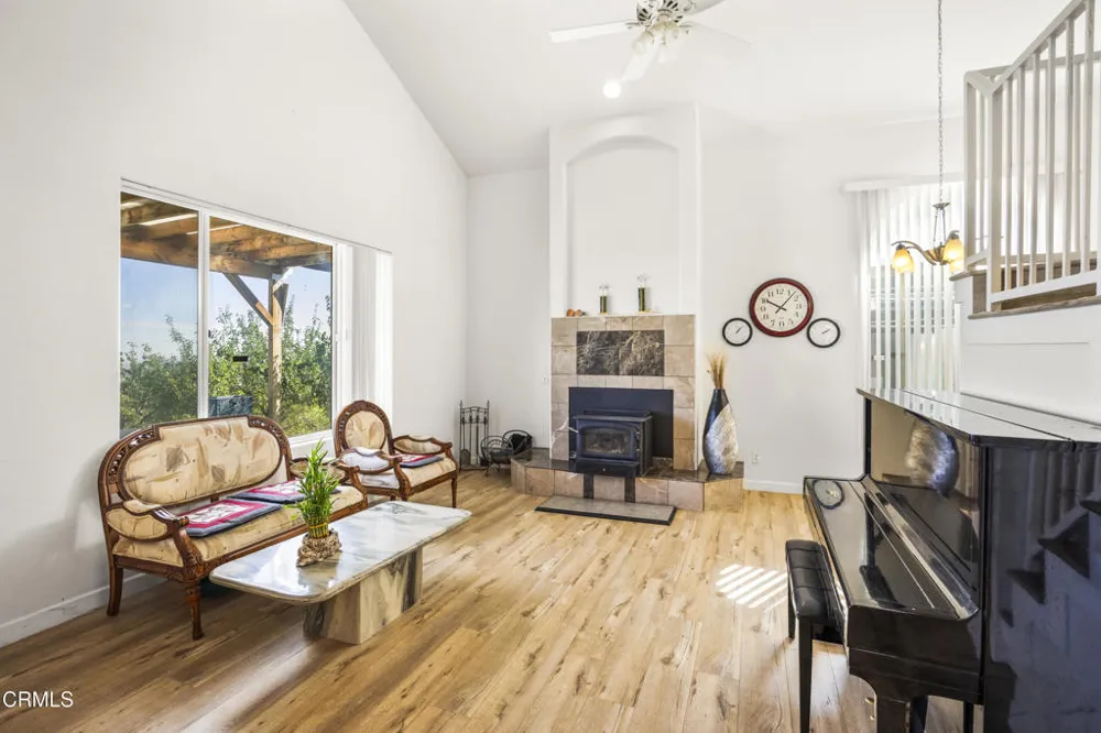 8671 Deer Haven Drive Pinon Hills, CA 92372