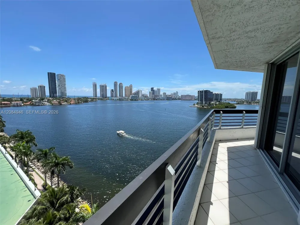 3530 Mystic Pointe Dr #1215 Aventura, FL 33180