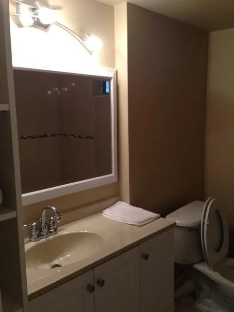 4100 58TH AVENUE #303 Hollywood, FL 33021