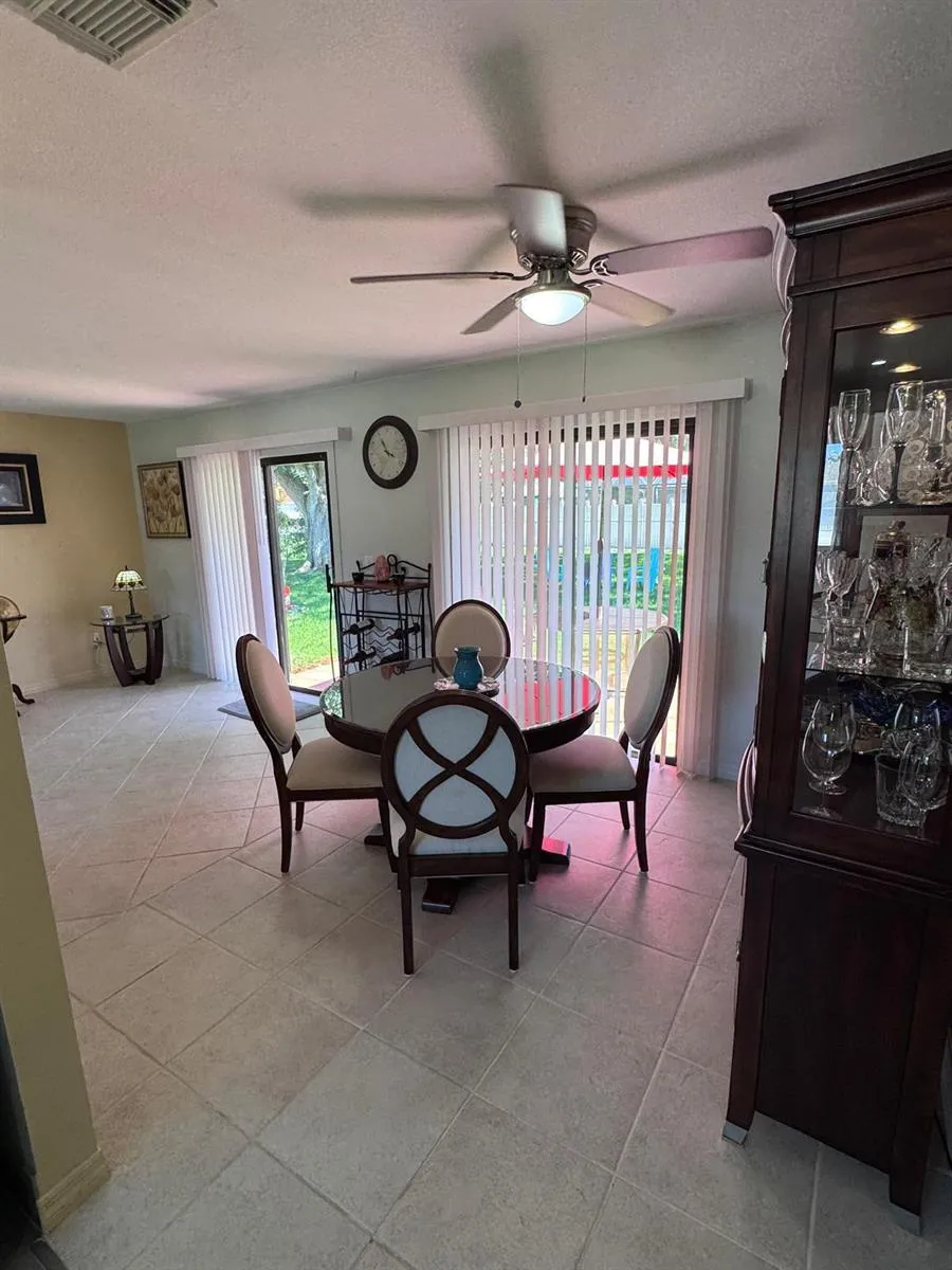 2386 SE LONGHORN AVENUE Port St. Lucie, FL 34952