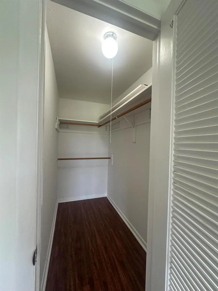 195 WINDSOR I West Palm Beach, FL 33417