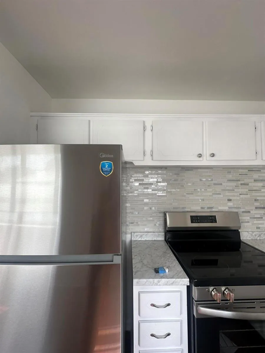 195 WINDSOR I West Palm Beach, FL 33417